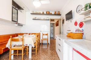 The Terrace of Cerese-private parking and garden