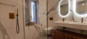 Maisons de vacances Renovated House In The Center Of Beausoleil : photos des chambres
