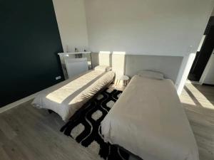 Maisons de vacances Charmante maison a Lagord avec jardin privatif : photos des chambres