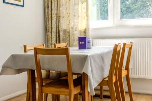 Sun-lit Studio, 7 mins to tube &train, Putney