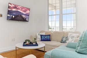 The Blue Pelican by Pristine Property Vacation Rentals