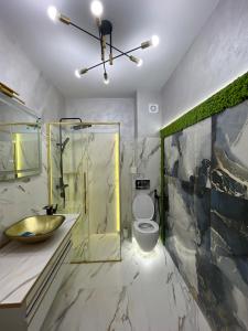 RIN SkyLounge Apartment