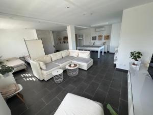 Sejours chez l'habitant Chambre dans logement partage chez l habitant avec piscine de 1 a 3 chambres : photos des chambres