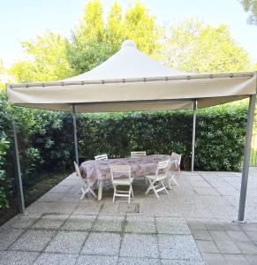 Dimora Scacciapensieri a Marina di Cecina by Zoom In Earth