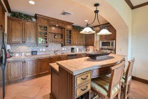 CR Luxury Montebello 3F 3 Bdrm