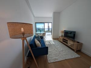 Breathtaking Oceanfront Living, Sunset Facing 3-Bedroom Flat in Acqua Residences