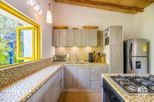 TopSpot Super Ubicado En Entrepuentes Apulo E12