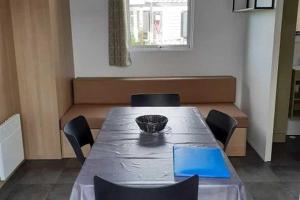 Campings Camping 4 etoiles - Piscine - ccafffb : Mobile Home 16