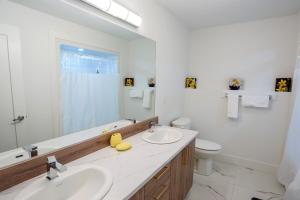 Stylish, Modern 3BR in Moncton