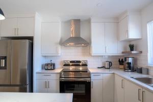 Stylish, Modern 3BR in Moncton