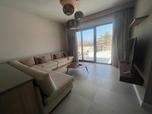 Elegant Fanadir Marina 2BR • Ground Floor