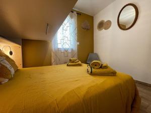 Maisons de vacances Chez NELL gite, piscine chauffee au pied du Ventoux : photos des chambres