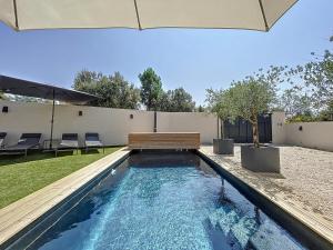 Maisons de vacances Chez NELL gite, piscine chauffee au pied du Ventoux : photos des chambres