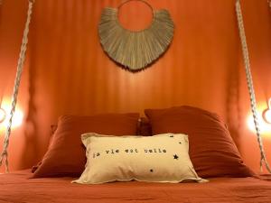 Maisons de vacances Chez NELL gite, piscine chauffee au pied du Ventoux : photos des chambres