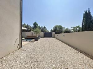 Maisons de vacances Chez NELL gite, piscine chauffee au pied du Ventoux : photos des chambres