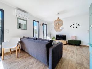Maisons de vacances Chez NELL gite, piscine chauffee au pied du Ventoux : photos des chambres