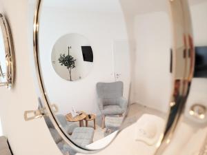 HafenPerle Neustadt - Deine maritime Oase an der Küste von "Momentic"