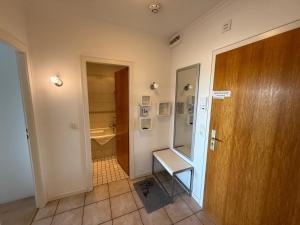 Ferienwohnung im Haus Nordland Nordland, App 83, Badewanne