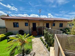 Las Casitas de Cerezo