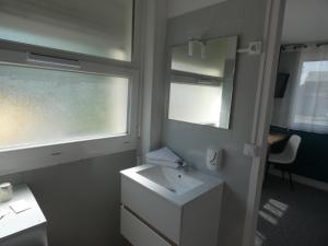 Hotels Hotel de France : photos des chambres