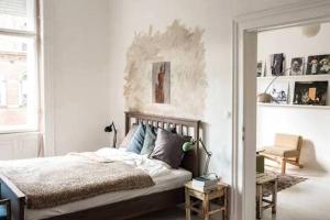 Bright Designer Apartment