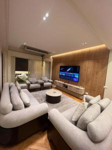 Om Kalthom Zamalek Apartment