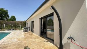Maisons de vacances Maison moderne avec Piscine : photos des chambres