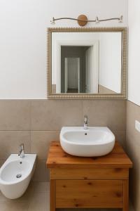 Seaside Elegance 50m from the Beach img14