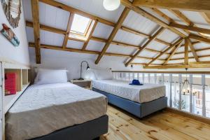 Blue Heaven Loft House