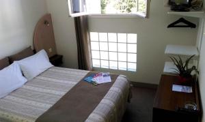Hotels Adonis Lourdes - Notre Dame de la Sarte : photos des chambres