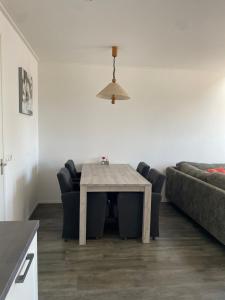Nieuw gebouwd appartement op paarden bedrijf