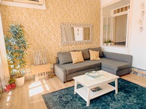 My Fair Lisbon - Apartment PrĂncipe Real with Balcony