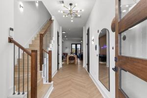 Chic 4BR Getaway Near NRG TMC