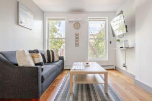 Sleek and New 3BR Brooklyn Apt only 10 Min to Manhattan - 4hvězdičkové hotely ve městě Brooklyn