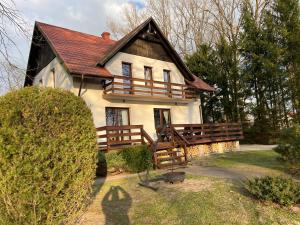 Mazury - Komfortowy dom z własną plażą i pomostem