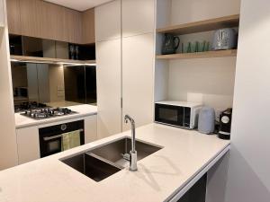 Queens Wharf TWO Bedrooms Apt