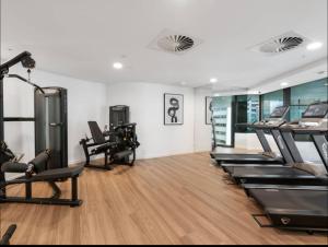 LVL43 Queens Wharf 1BR Apartment