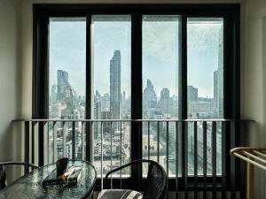 Upscale Skyview 1BR - Ultra Fast Wifi - Chitlom