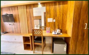 SWIMMING-POOL HOTEL A 1 LAGUN Near Sea Beach And Jagannath Temple - Restaurant, Parking and Lift Facilities - Fully Air Conditioning Hotel - A Top Rated Hotel -Breakfast Included