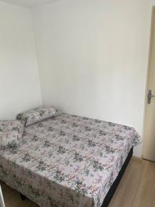 Studio moderno, bem localizado!