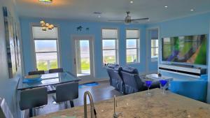 Beachfront - Hot Tub - Home Theater