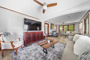 Amys Place Remolded 4 Bedroom near Arkansas Tech