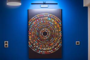 Modern Apartment - Balcony & Metro Access