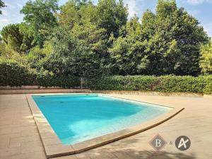 2 Pièces meublé - piscine