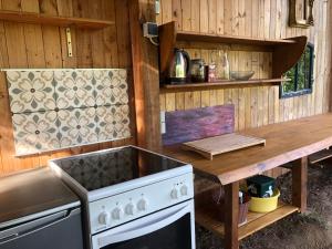 Wilde Möhre Bauwagen Sommerküche Draussen Abenteuer