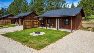 Gold Valley Camp Cabin 3