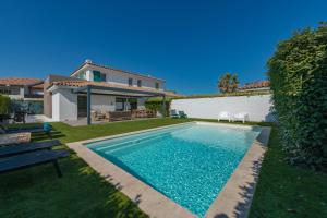 Maisons de vacances La Piscine - Maison de vacances dans Le Golfe de Saint Tropez - 6 personnes : photos des chambres