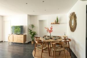 Maisons de vacances La Piscine - Maison de vacances dans Le Golfe de Saint Tropez - 6 personnes : photos des chambres