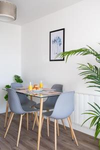 Bright & Stylish, Sleeps 6, City Centre