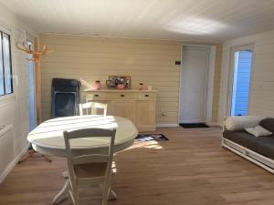 B&B / Chambres d'hotes AUX PETITS BAGANAIS : photos des chambres